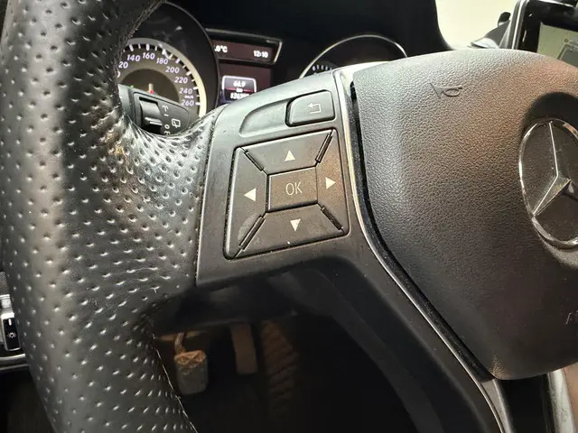 Mercedes-Benz GLA 200 Ambition 2014 Benzine 9