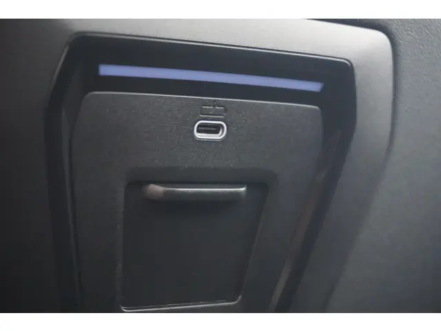 BMW 5 Serie Sedan 520i 2025 Benzine 23