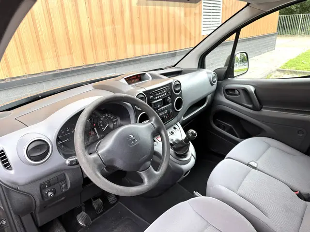 Peugeot Partner 120 1.6 HDi 75 L1 XR 2016 Diesel 10