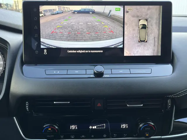 Nissan QASHQAI 1.3 MHEV Xtronic N-Connecta 2024 Benzine 9