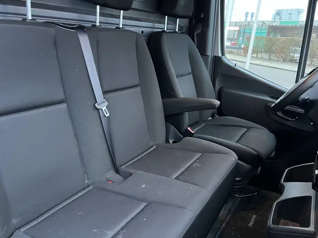 Mercedes-Benz Sprinter 311 2.2 CDI L2H2 Aut. 2018 Diesel 13