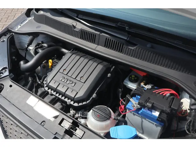 SEAT Mii 1.0 Style 2014 Benzine 25