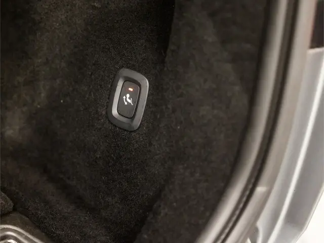 Volvo XC60 2.0 B5 AWD Inscription Sport 2020 Benzine 34