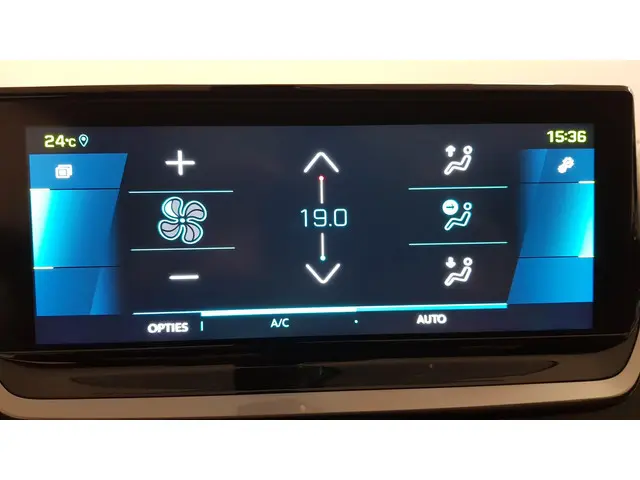 Peugeot e-2008 EV Allure Pack 50 kWh 2022 Elektrisch 16