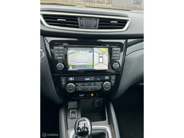 Nissan QASHQAI 1.2 Tekna Led/Pano/360/Trekhaak 2015 Benzine 11