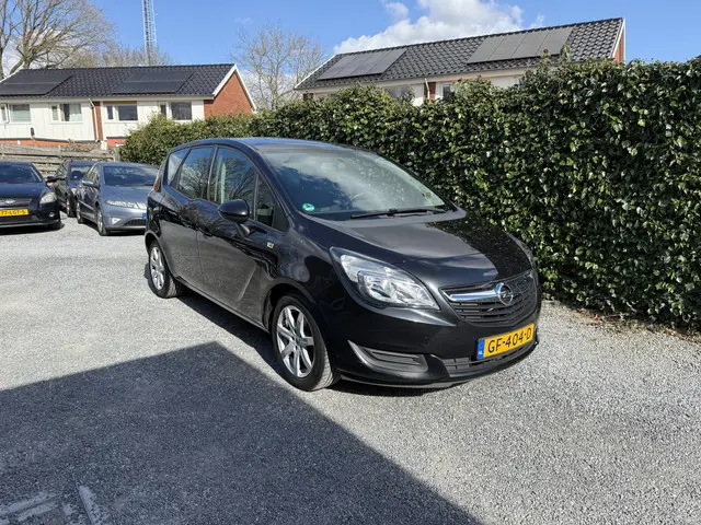 Opel Meriva 1.4 Cosmo 2015 Benzine