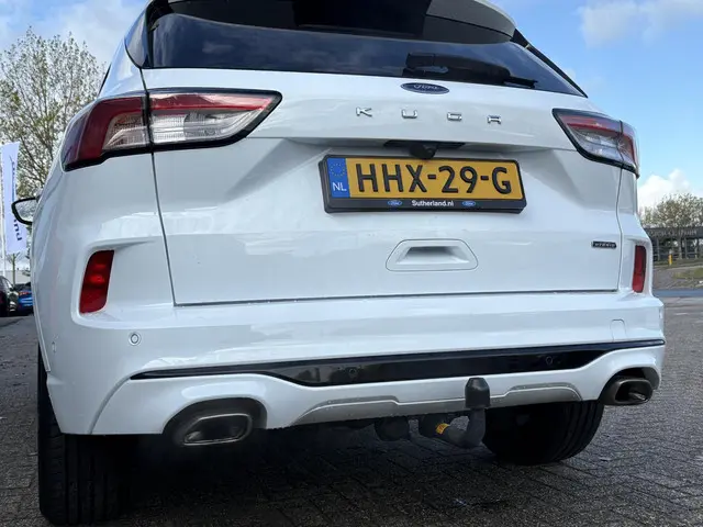 Ford Kuga 2.5 PHEV ST-Line 2021 Hybride Benzine 6