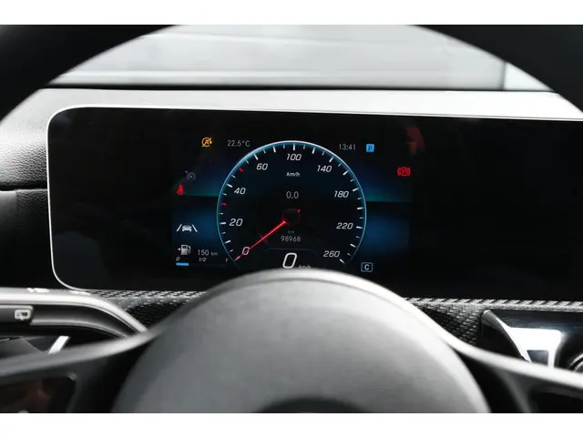 Mercedes-Benz A-Klasse 160 Advantage 2018 Benzine 12