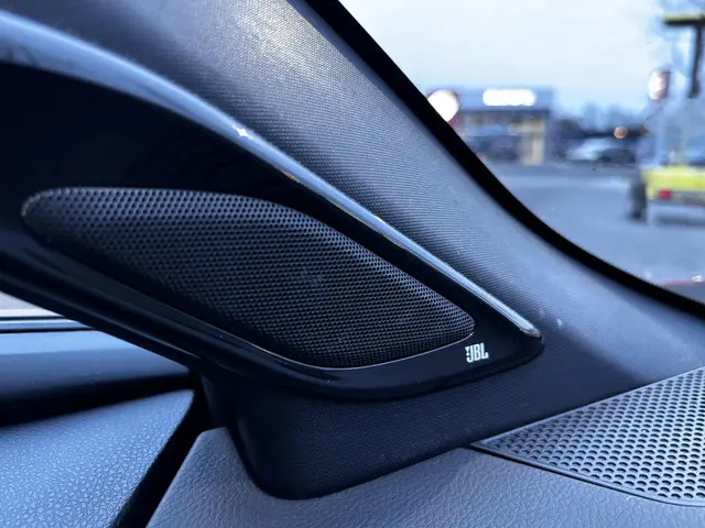 Toyota C-HR 1.8 Hybrid Style 2018 Hybride Benzine 12