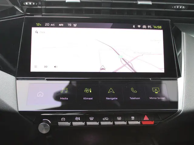 Peugeot 308 1.2 PureTech GT Pack Business 2022 Benzine 16