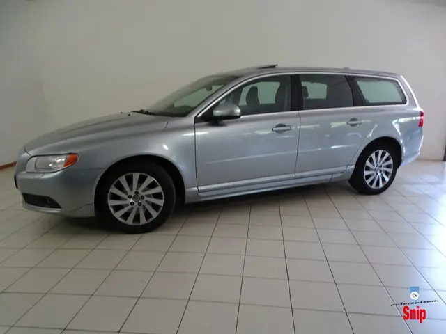 Volvo V70 1.6 T4 Limited Edition 2012 Benzine 20