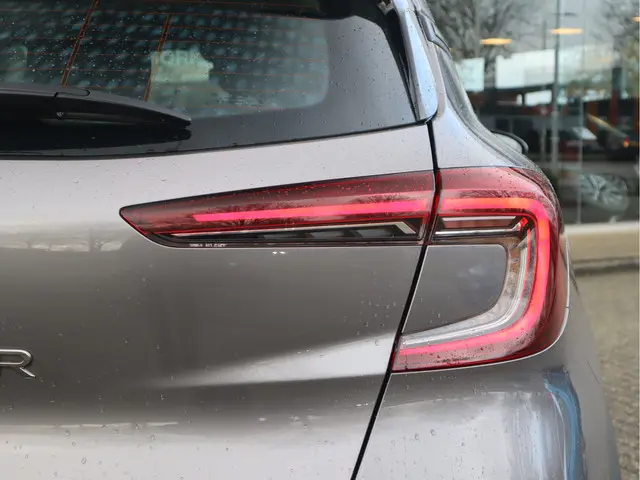 Renault Captur 1.0 TCe 90 2023 Benzine 14