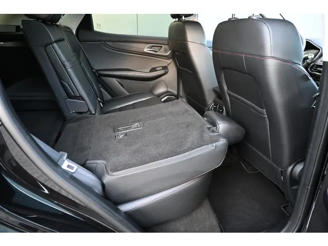 MG EHS 1.5 TGDI Edition1 2021 Hybride Benzine 28