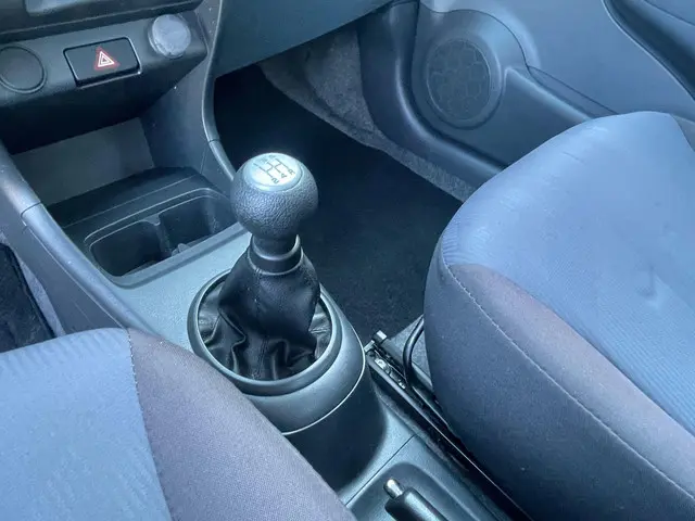 Suzuki Alto 1.0 Exclusive EASSS 2013 Benzine 14