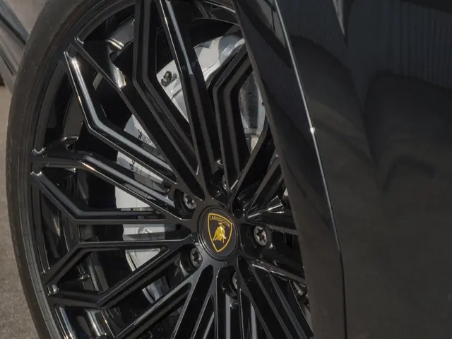 Lamborghini Urus 4.0 V8 Hybrid SE 2026 Hybride Benzine 7