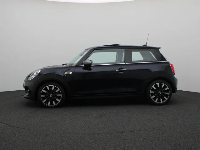 MINI Electric Yours 2020 Elektrisch 4