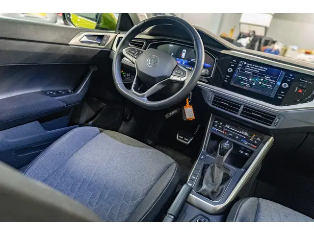 Volkswagen Taigo 1.0 TSI Life Edition 2024 Benzine 18