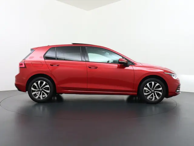Volkswagen Golf 1.0 eTSI Life 2021 Hybride Benzine 8