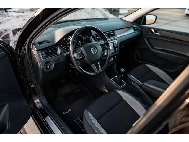 Škoda Rapid Spaceback 1.2 TSI JOY Plus 2016 Benzine 13