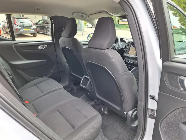 Volvo XC40 1.5 T2 MOMENTUM 2021 Benzine 10