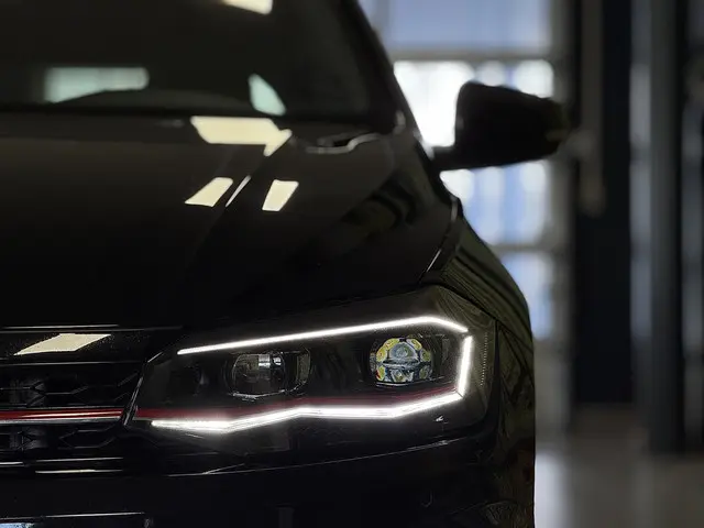 Volkswagen Polo 2.0 TSI GTI 2019 Benzine 24