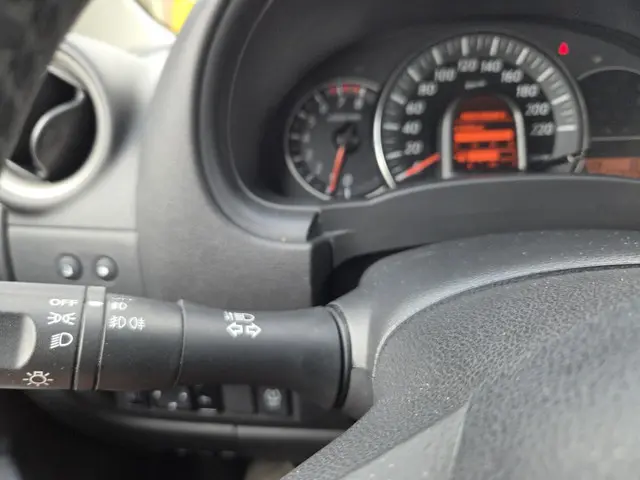 Nissan Micra 1.2 Connect Edition 2016 Benzine 9