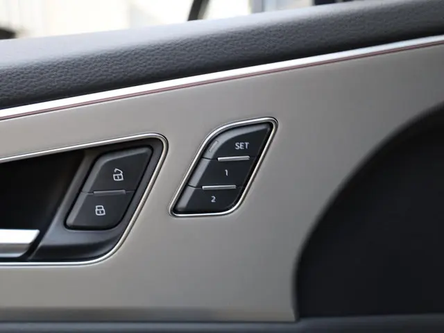 Audi Q8 55 eTFSI Quattro 2022 Benzine 23