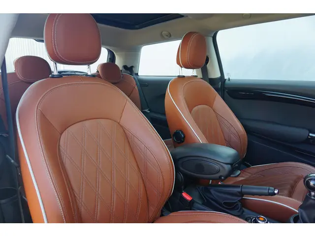 MINI 3-Deurs Cooper 2018 Benzine 7