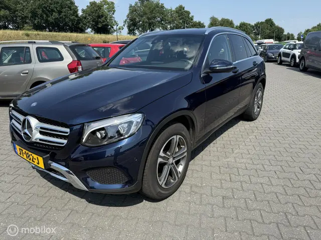 Mercedes-Benz GLC 2