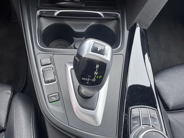 BMW 4 Serie Gran Coupé 418i High Executive 2017 Benzine 19