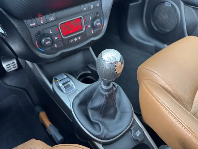 Alfa Romeo MiTo 0.9 TwinAir Exclusive 2016 Benzine 35