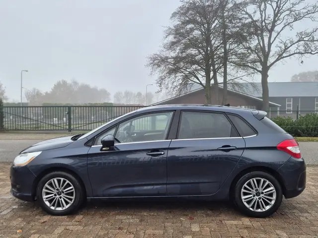 Citroën C4 1.6 Collection, incl. Nieuwe apk!! 2013 Benzine 12
