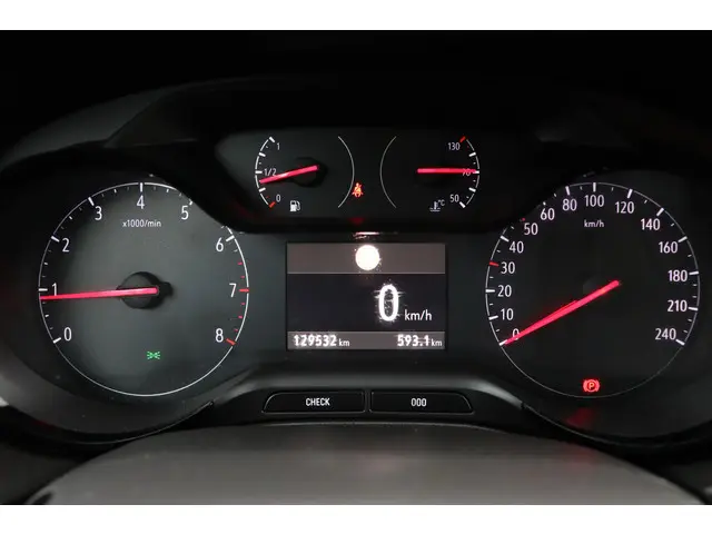 Opel Grandland X 1.2 Turbo 2017 Benzine 23