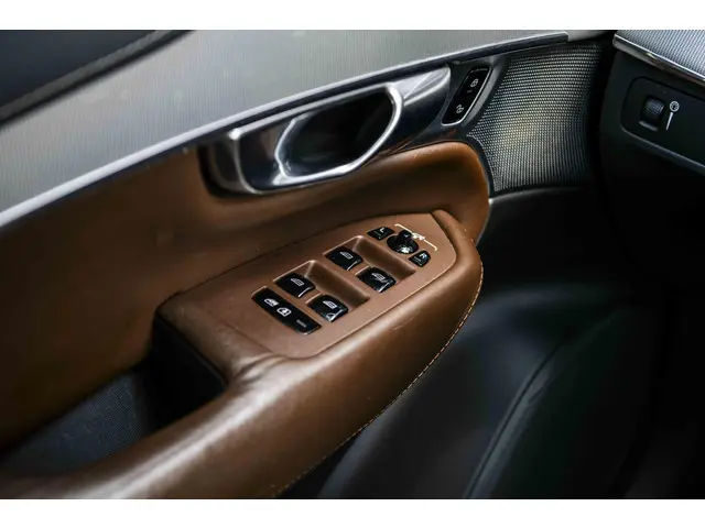 Volvo XC90 2.0 T5 AWD Inscription 2018 Benzine 29