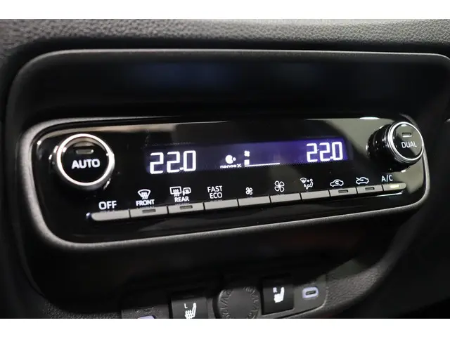 Toyota Aygo X Hybrid 115 envy, 2026 Hybride Benzine 25