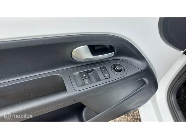 Volkswagen up! 1.0 2021 Benzine 10