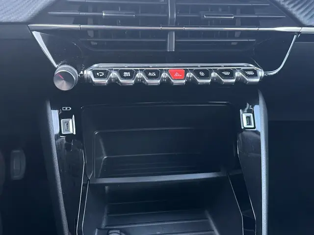 Peugeot e-2008 EV Active Pack 50 kWh 2022 Elektrisch 28