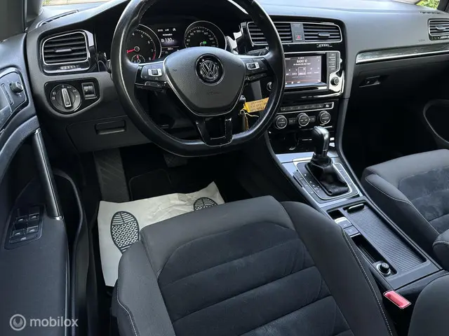 Volkswagen Golf 1.4 TSI Highline DSG 2013 Benzine 8