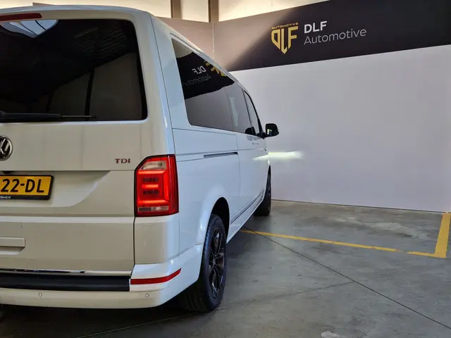 Volkswagen Caravelle 2.0 TDI L2H1 DC Highline 2016 Diesel 8