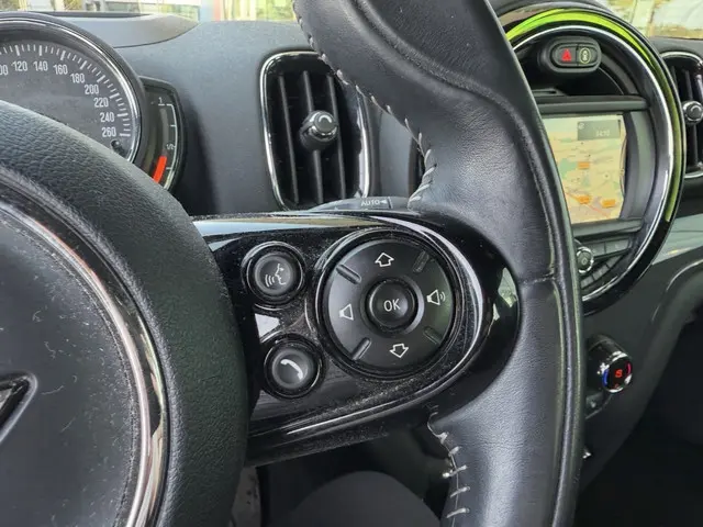 MINI Countryman Cooper Chili 2018 Benzine 28