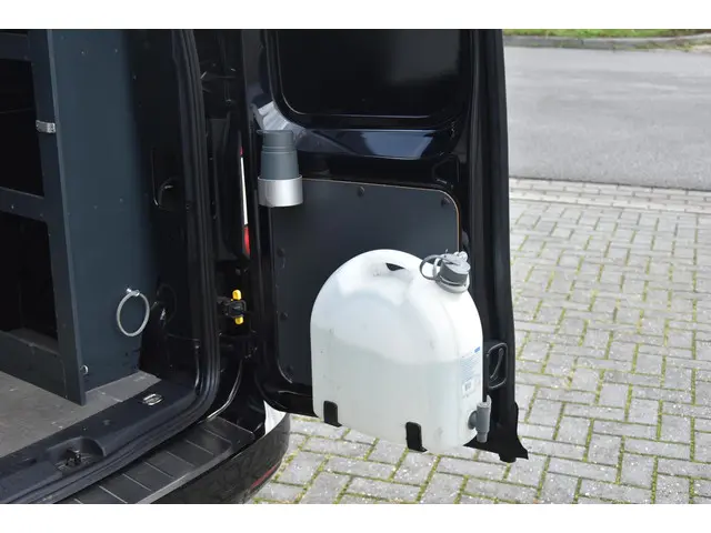 Volkswagen Caddy Cargo Maxi 2.0 TDI 2022 Diesel 23