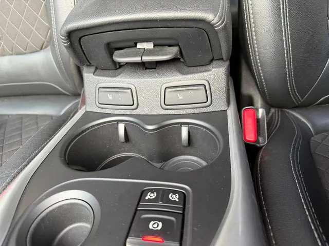 Renault Kadjar TCe 140 Zen 2020 Benzine 12