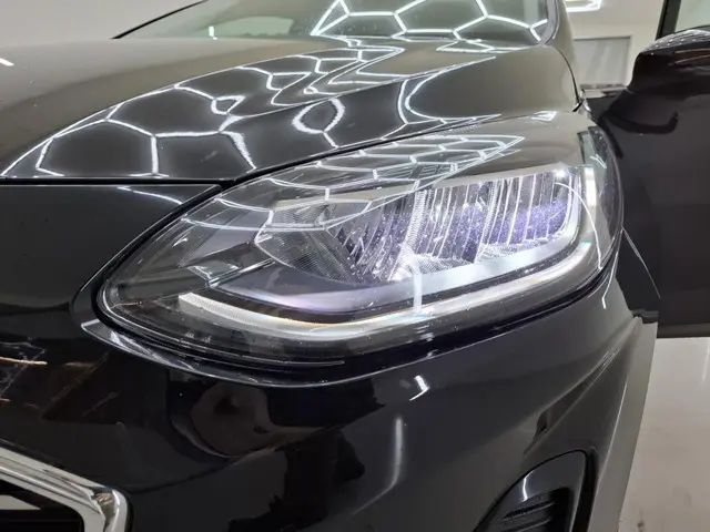 Ford Fiesta 1.0 EcoBoost Hybrid Titanium 2023 Benzine 13