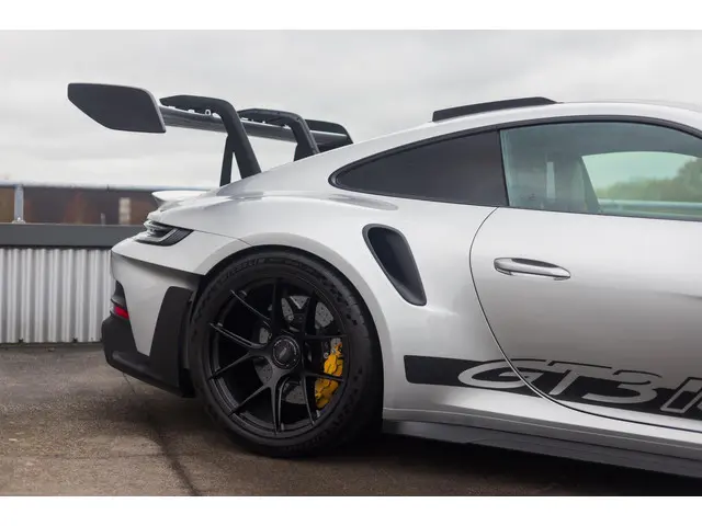 Porsche 911 992 4.0 GT3 RS 2023 Benzine 6