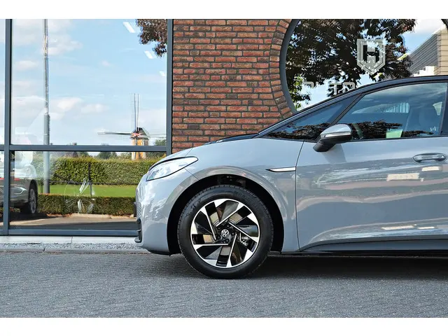 Volkswagen ID.3 45 kWh 2022 Elektrisch 16