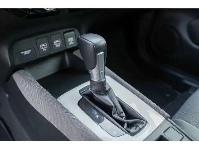 Honda Jazz 1.5i e:HEV CROSSTAR 2022 Hybride Benzine 5