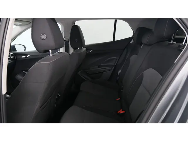 Škoda Fabia 1.0 MPI 80pk Ambition 2023 Benzine 33