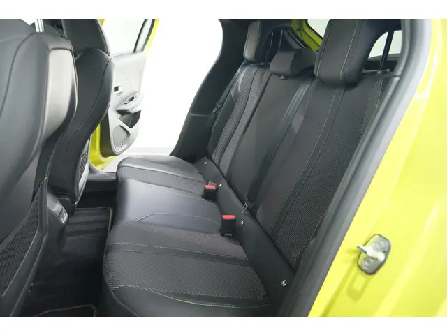 Peugeot 208 PureTech 100 GT 2024 Benzine 31