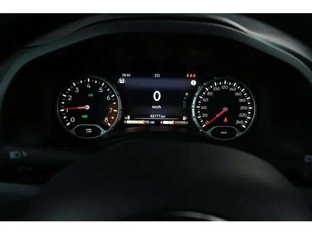 Jeep Renegade 1.5T e-Hybrid Upland 2022 Hybride Benzine 10