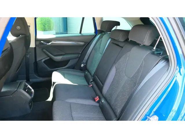 Škoda Octavia Combi 1.0 TSI 2021 Benzine 43